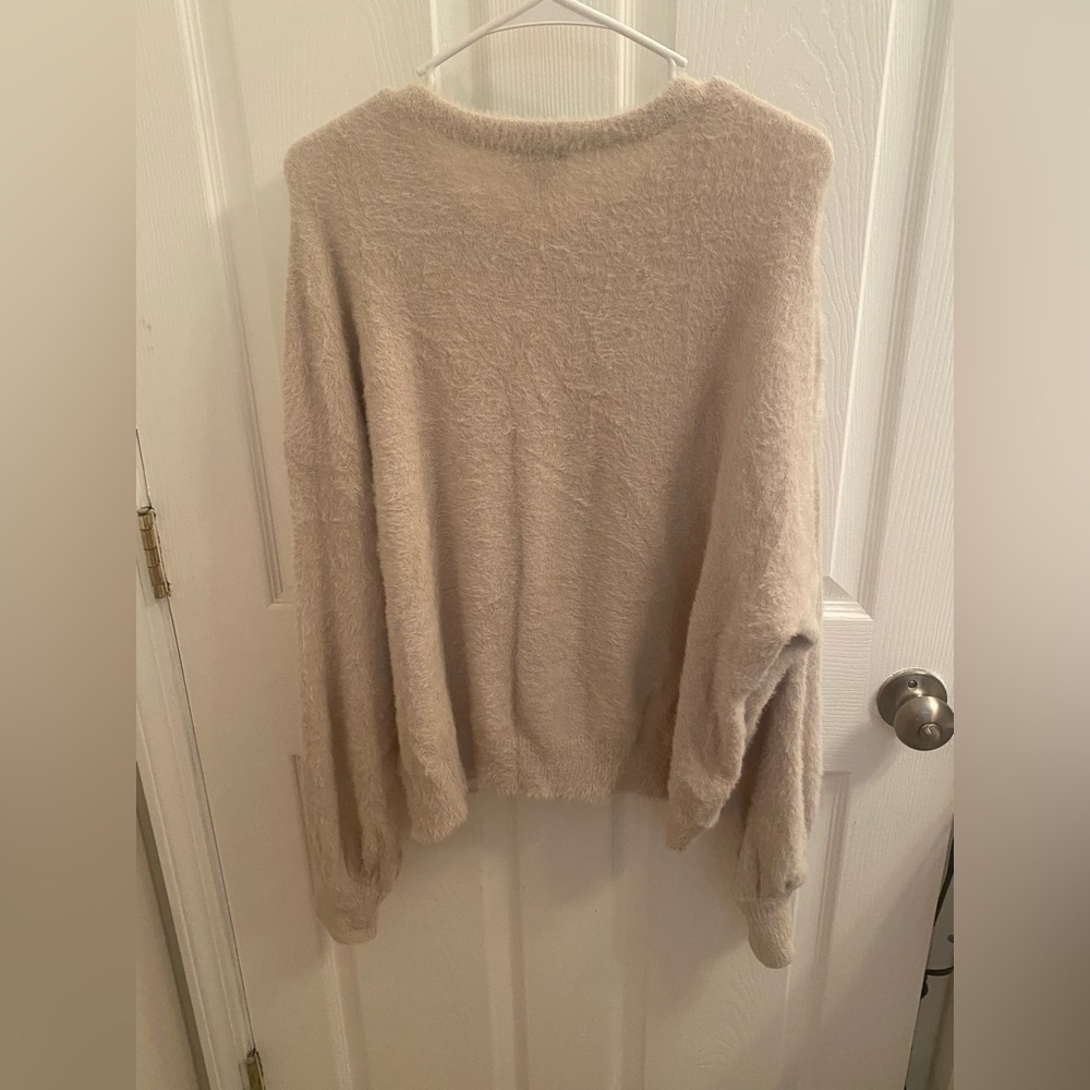 Express Sweater - Picture 2 of 2